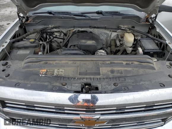 ✅ 2015 Chevrolet Silverado 2500HD LT • VIN: 1GC1CVEG6FF577751 • Lot: 46105205. Wystawiony na Copart z przebiegiem 226 829 mil. Bezpłatny archiwum sprzedaży aukcyjnych z USA i szczegółowy raport historii pojazdu na DreamBid. Zdjęcie 11.