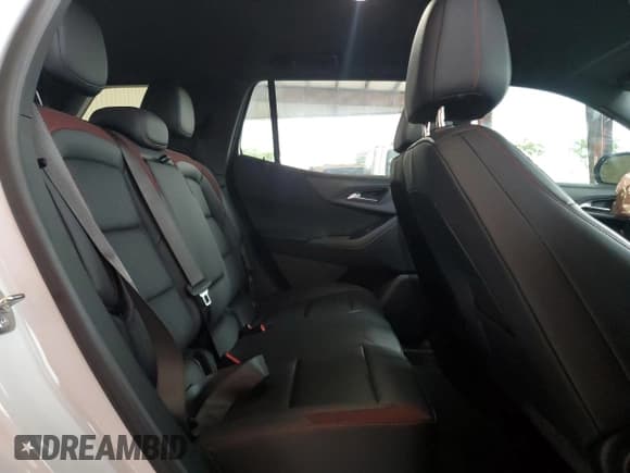 ✅ 2025 Chevrolet Equinox FWD RS • VIN: 3GNAXLEG1SL116294 • Lot: 65972745. Wystawiony na Copart z przebiegiem 4 395 mil. Bezpłatny archiwum sprzedaży aukcyjnych z USA i szczegółowy raport historii pojazdu na DreamBid. Zdjęcie 11.