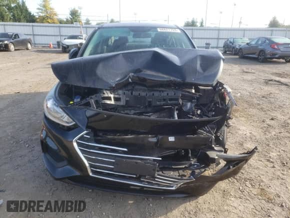 2021 Hyundai Accent SE z VIN 3KPC24A6XME135212, wystawiony jako Copart lot #68827703 z przebiegiem 52 385 mil mil oraz . Historia ofert i sprzedaży dostępna na DreamBid. Obrazek 5.