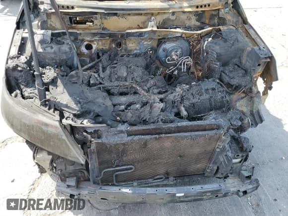 ✅ 2013 Kia Sorento LX • VIN: 5XYKT4A28DG348328 • Лот: 70304595. Опубликован ранее на Copart с пробегом Не указан. Бесплатный доступ к архиву аукционных продаж из США и подробный отчёт об истории автомобиля на DreamBid. Изображение 11.