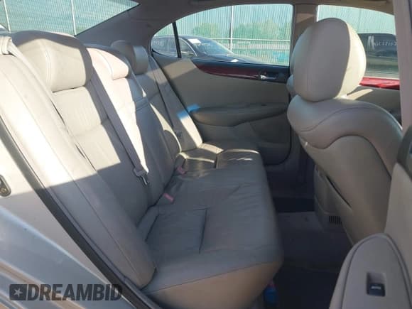 ✅ 2003 Lexus ES 300 • VIN: JTHBF30G030125220 • Lot: 43596842. Listed on IAAI with Not provided. Free auction sales archive from the USA and detailed vehicle history report at DreamBid. Image 8.