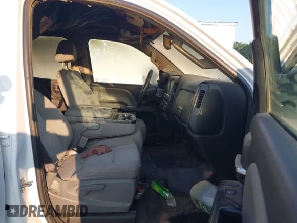 ✅ 2019 Chevrolet Silverado 2500HD Work Truck • VIN: 2GC2CREG3K1186814 • Lot: 42858974. Listed on IAAI with 121,914 mi. Free auction sales archive from the USA and detailed vehicle history report at DreamBid. Image 5.