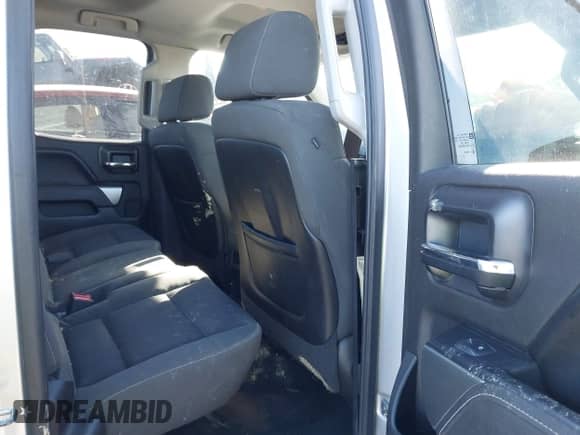 2015 Chevrolet Silverado 1500 LT z VIN 1GCVKREC0FZ393381, wystawiony jako IAAI lot #43430282 z przebiegiem 102 501 mil mil oraz . Historia ofert i sprzedaży dostępna na DreamBid. Obrazek 8.