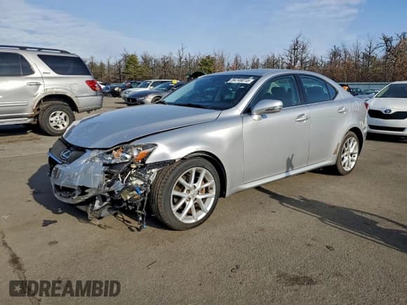 ✅ 2011 Lexus IS 250 • VIN: JTHCF5C2XB2034913 • Lot: 94749015. Listed on Copart with 125,520 mi. Free auction sales archive from the USA and detailed vehicle history report at DreamBid. Image 1.