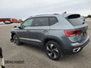 ✅ 2024 Volkswagen Taos SE • VIN: 3VVVX7B24RM088426 • Lot: 82398125. Wystawiony na Copart z przebiegiem 6 877 mil. Bezpłatny archiwum sprzedaży aukcyjnych z USA i szczegółowy raport historii pojazdu na DreamBid. Zdjęcie 2.