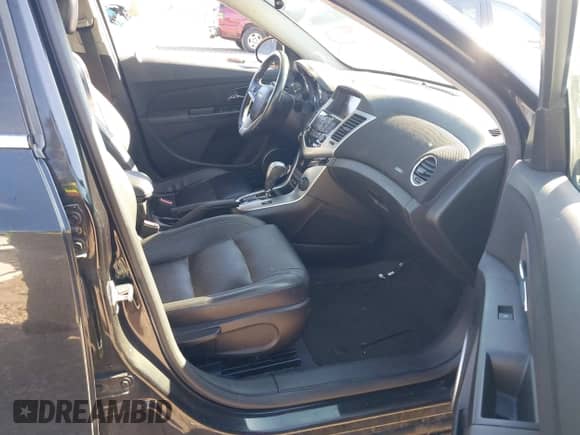 2013 Chevrolet Cruze LTZ с VIN 1G1PG5SB8D7141023, выставлен на аукционе IAAI как лот 43571381 с пробегом 124 495 миль миль и . История ставок и продаж доступна на DreamBid. Изображение 5.