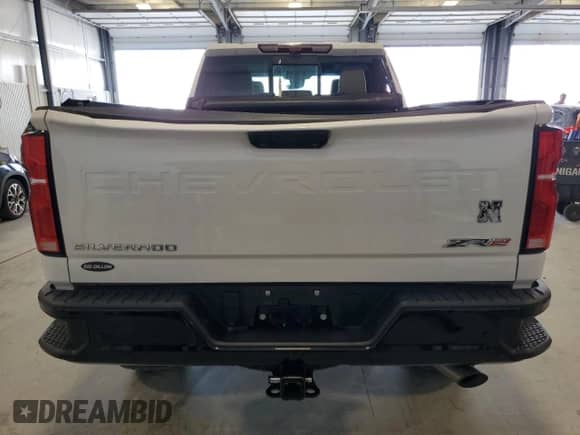 2024 Chevrolet Silverado 2500HD ZR2 с VIN 1GC4YYE73RF409778, выставлен на аукционе Copart как лот 70222875 с пробегом Не указан миль и Списание • Salvage title. История ставок и продаж доступна на DreamBid. Изображение 6.