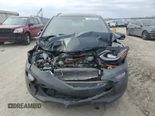 ✅ 2018 Chevrolet Bolt EV Premier • VIN: 1G1FX6S09J4111400 • Lot: 47557335. Wystawiony na Copart z przebiegiem Nie podano. Bezpłatny archiwum sprzedaży aukcyjnych z USA i szczegółowy raport historii pojazdu na DreamBid. Zdjęcie 5.