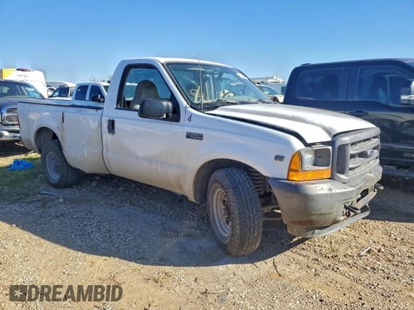 ✅ 2001 Ford F-250 XL • VIN: 3FTNF20L91MA76678 • Lot: 82348305. Wystawiony na Copart z przebiegiem 285 138 mil. Bezpłatny archiwum sprzedaży aukcyjnych z USA i szczegółowy raport historii pojazdu na DreamBid. Zdjęcie 4.
