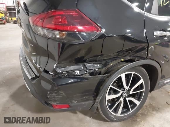 ✅ 2020 Nissan Rogue SL • VIN: 5N1AT2MV0LC737498 • Lot: 42362741. Listed on IAAI with 33,164 mi. Free auction sales archive from the USA and detailed vehicle history report at DreamBid. Image 6.