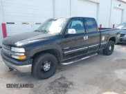 ✅ 2000 Chevrolet Silverado 1500 • VIN: 1GCEK19V8YE364816 • Lot: 43410219. Wystawiony na IAAI z przebiegiem 199 597 mil. Bezpłatny archiwum sprzedaży aukcyjnych z USA i szczegółowy raport historii pojazdu na DreamBid. Zdjęcie 18.