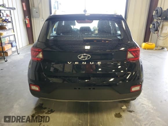✅ 2024 Hyundai Venue SEL • VIN: KMHRC8A30RU320524 • Lot: 48223435. Listed on Copart with 7,418 mi. Free auction sales archive from the USA and detailed vehicle history report at DreamBid. Image 6.