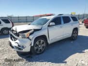 ✅ 2019 GMC Acadia Denali • VIN: 1GKKNPLS7KZ177244 • Lot: 85768225. Wystawiony na Copart z przebiegiem 45 174 mil. Bezpłatny archiwum sprzedaży aukcyjnych z USA i szczegółowy raport historii pojazdu na DreamBid. Zdjęcie 1.