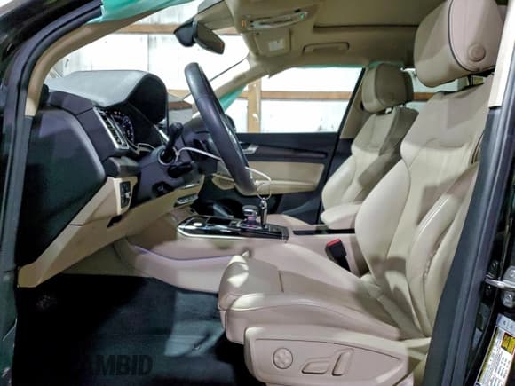 ✅ 2024 Audi Q5 S line Premium Plus • VIN: WA1EAAFY7R2080964 • Lot: 96359895. Listed on Copart with 32,269 mi. Free auction sales archive from the USA and detailed vehicle history report at DreamBid. Image 7.