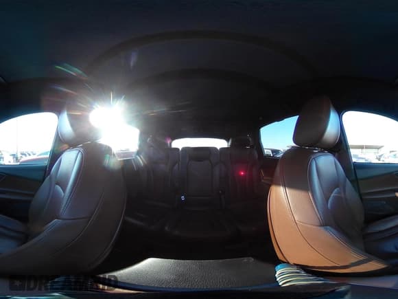 ✅ 2018 Audi Q7 Prestige • VIN: WA1VAAF7XJD054164 • Lot: 43181701. Wystawiony na IAAI z przebiegiem 205 461 mil. Bezpłatny archiwum sprzedaży aukcyjnych z USA i szczegółowy raport historii pojazdu na DreamBid. Zdjęcie 24.