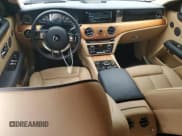 ✅ 2021 Rolls-Royce Ghost • VIN: SCATV0C05MU205314 • Lot: 56092074. Wystawiony na Copart z przebiegiem 6 547 mil. Bezpłatny archiwum sprzedaży aukcyjnych z USA i szczegółowy raport historii pojazdu na DreamBid. Zdjęcie 8.