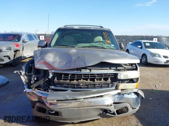 ✅ 2002 Chevrolet Suburban LS • VIN: 1GNEC16Z32J125040 • Лот: 41657503. Опубликован ранее на IAAI с пробегом 382 737 миль. Бесплатный доступ к архиву аукционных продаж из США и подробный отчёт об истории автомобиля на DreamBid. Изображение 12.