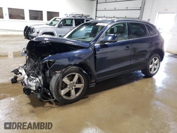 ✅ 2010 Audi Q5 Prestige • VIN: WA1VKAFP1AA103959 • Лот: 62672855. Опубликован ранее на Copart с пробегом Не указан. Бесплатный доступ к архиву аукционных продаж из США и подробный отчёт об истории автомобиля на DreamBid. Изображение 1.