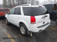 ✅ 2006 Saturn VUE • VIN: 5GZCZ53426S895629 • Lot: 41567279. Wystawiony na IAAI z przebiegiem 157 126 mil. Bezpłatny archiwum sprzedaży aukcyjnych z USA i szczegółowy raport historii pojazdu na DreamBid. Zdjęcie 3.
