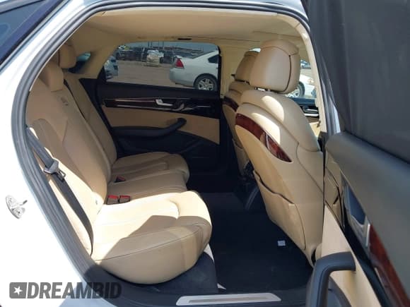 ✅ 2014 Audi A8 3.0T • VIN: WAURGAFD0EN007069 • Lot: 43125668. Listed on IAAI with 91,500 mi. Free auction sales archive from the USA and detailed vehicle history report at DreamBid. Image 8.