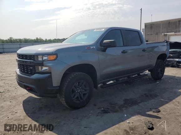 ✅ 2020 Chevrolet Silverado 1500 Custom Trail Boss • VIN: 1GCPYCEH6LZ149553 • Лот: 84935015. Опубликован ранее на Copart с пробегом 37 694 миль. Бесплатный доступ к архиву аукционных продаж из США и подробный отчёт об истории автомобиля на DreamBid. Изображение 1.
