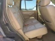 ✅ 2006 Ford Explorer Eddie Bauer • VIN: 1FMEU64E76UA28409 • Lot: 87231095. Wystawiony na Copart z przebiegiem 156 957 mil. Bezpłatny archiwum sprzedaży aukcyjnych z USA i szczegółowy raport historii pojazdu na DreamBid. Zdjęcie 11.