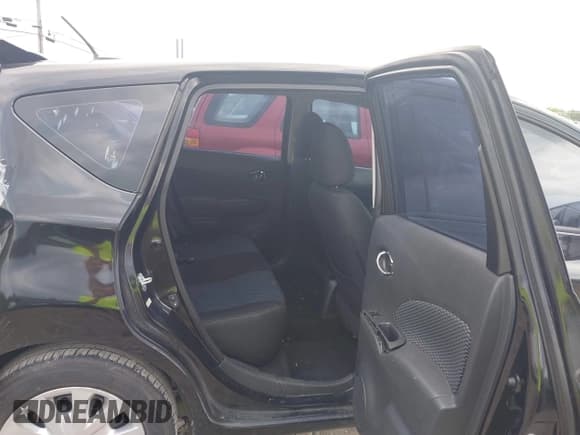 ✅ 2015 Nissan Note SR • VIN: 3N1CE2CP1FL433148 • Lot: 42581166. Listed on IAAI with 124,548 mi. Free auction sales archive from the USA and detailed vehicle history report at DreamBid. Image 8.