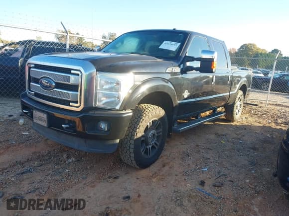 ✅ 2016 Ford F-250 Lariat • VIN: 1FT7W2BT3GEB48981 • Lot: 43638645. Listed on IAAI with 147,090 mi. Free auction sales archive from the USA and detailed vehicle history report at DreamBid. Image 2.