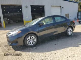 ✅ 2017 Toyota Corolla LE • VIN: 2T1BURHE8HC825528 • Лот: 89797745. Опубликован ранее на Copart с пробегом 29 782 миль. Бесплатный доступ к архиву аукционных продаж из США и подробный отчёт об истории автомобиля на DreamBid. Изображение 1.