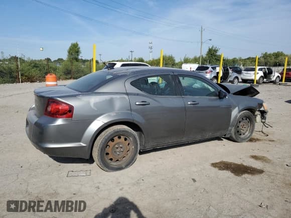 ✅ 2012 Dodge Avenger SE • VIN: 1C3CDZAB3CN115659 • Лот: 72030355. Опубликован ранее на Copart с пробегом Не указан. Бесплатный доступ к архиву аукционных продаж из США и подробный отчёт об истории автомобиля на DreamBid. Изображение 3.