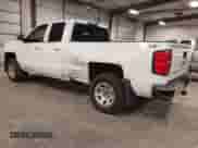 2015 Chevrolet Silverado 1500 LT z VIN 1GCVKREC8FZ159568, wystawiony jako IAAI lot #43505288 z przebiegiem 192 373 mil mil oraz . Historia ofert i sprzedaży dostępna na DreamBid. Obrazek 3.