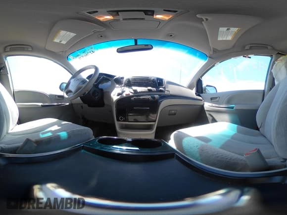 ✅ 2011 Toyota Sienna LE AAS • VIN: 5TDKK3DC5BS168130 • Лот: 42766976. Опубликован ранее на IAAI с пробегом 213 304 миль. Бесплатный доступ к архиву аукционных продаж из США и подробный отчёт об истории автомобиля на DreamBid. Изображение 19.