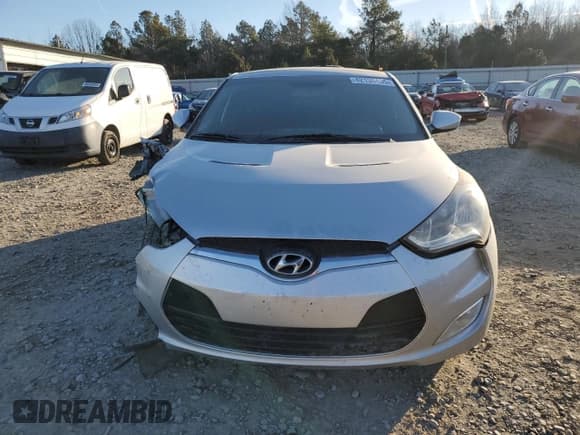 ✅ 2012 Hyundai Veloster w/Gray Int • VIN: KMHTC6AD2CU050738 • Lot: 42136435. Wystawiony na Copart z przebiegiem 151 482 mil. Bezpłatny archiwum sprzedaży aukcyjnych z USA i szczegółowy raport historii pojazdu na DreamBid. Zdjęcie 5.