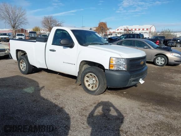 ✅ 2008 Chevrolet Silverado 1500 Work Truck • VIN: 1GCEC14X38Z119484 • Lot: 43679570. Listed on IAAI with 282,782 mi. Free auction sales archive from the USA and detailed vehicle history report at DreamBid. Image 1.