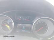 ✅ 2018 Buick Regal Preferred II • VIN: W04GM6SX5J1066842 • Lot: 42637572. Wystawiony na IAAI z przebiegiem 86 739 mil. Bezpłatny archiwum sprzedaży aukcyjnych z USA i szczegółowy raport historii pojazdu na DreamBid. Zdjęcie 15.