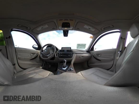 ✅ 2012 BMW 3 Series 328i • VIN: WBA3A5C5XCF256465 • Lot: 42225222. Listed on IAAI with 162,293 mi. Free auction sales archive from the USA and detailed vehicle history report at DreamBid. Image 18.