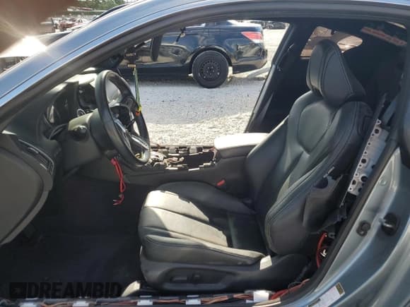 ✅ 2017 Infiniti Q60 2.0t • VIN: JN1CV7EK1HM110712 • Лот: 67074585. Опубликован ранее на Copart с пробегом 55 946 миль. Бесплатный доступ к архиву аукционных продаж из США и подробный отчёт об истории автомобиля на DreamBid. Изображение 7.