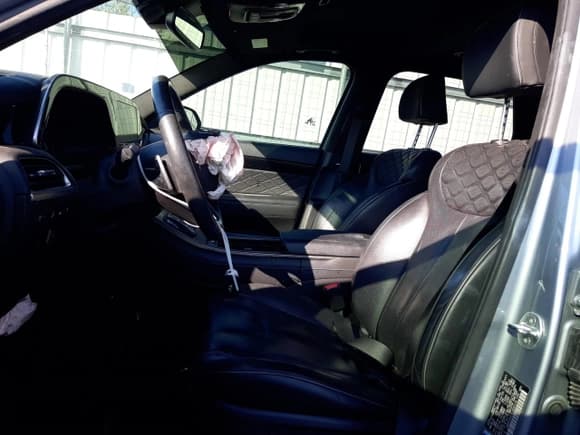 ✅ 2020 Hyundai Palisade Limited • VIN: KM8R5DHE3LU049136 • Лот: 70234254. Опубликован ранее на Copart с пробегом 94 963 миль. Бесплатный доступ к архиву аукционных продаж из США и подробный отчёт об истории автомобиля на DreamBid. Изображение 7.