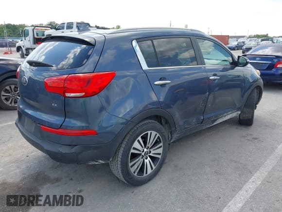 ✅ 2015 Kia Sportage EX • VIN: KNDPC3AC7F7695495 • Lot: 43144212. Listed on IAAI with 92,540 mi. Free auction sales archive from the USA and detailed vehicle history report at DreamBid. Image 4.