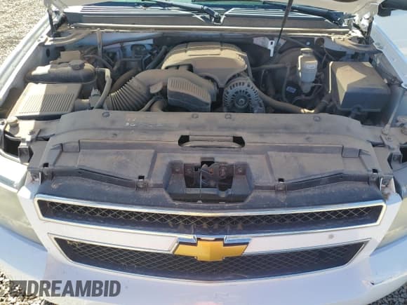 ✅ 2014 Chevrolet Suburban • VIN: 1GNSC5E06ER138660 • Lot: 86876575. Wystawiony na Copart z przebiegiem 159 523 mil. Bezpłatny archiwum sprzedaży aukcyjnych z USA i szczegółowy raport historii pojazdu na DreamBid. Zdjęcie 12.