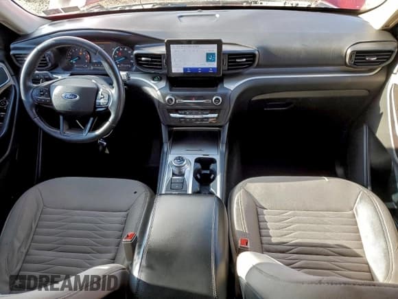 ✅ 2020 Ford Explorer XLT • VIN: 1FMSK8DH7LGA87646 • Lot: 95713735. Listed on Copart with 118,829 mi. Free auction sales archive from the USA and detailed vehicle history report at DreamBid. Image 8.