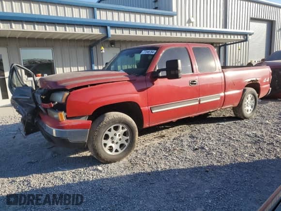 ✅ 2006 Chevrolet Silverado 1500 LS • VIN: 2GCEK19B961274448 • Lot: 77346764. Wystawiony na Copart z przebiegiem 343 618 mil mil. Skorzystaj z bezpłatnego archiwum sprzedaży aukcyjnych z USA i zobacz szczegółowy raport historii pojazdu na DreamBid. Zdjęcie 1.