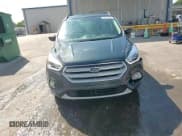 ✅ 2019 Ford Escape SEL • VIN: 1FMCU0HD1KUB46701 • Lot: 84225305. Wystawiony na Copart z przebiegiem 128 074 mil. Bezpłatny archiwum sprzedaży aukcyjnych z USA i szczegółowy raport historii pojazdu na DreamBid. Zdjęcie 14.