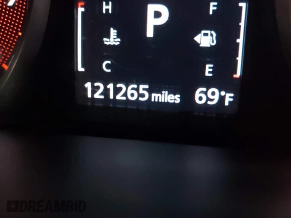 ✅ 2019 Mitsubishi Eclipse Cross LE • VIN: JA4AT4AA4KZ028693 • Lot: 43222873. Wystawiony na IAAI z przebiegiem 121 265 mil. Bezpłatny archiwum sprzedaży aukcyjnych z USA i szczegółowy raport historii pojazdu na DreamBid. Zdjęcie 15.