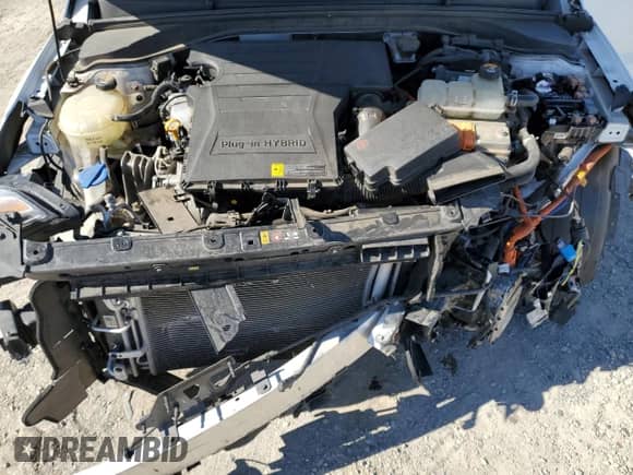 2020 Hyundai Ioniq SE с VIN KMHC65LD0LU223140, выставлен на аукционе Copart как лот 76121704 с пробегом 80 570 миль миль и Списание • Salvage title. История ставок и продаж доступна на DreamBid. Изображение 11.