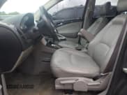 ✅ 2006 Saturn VUE • VIN: 5GZCZ534X6S840247 • Lot: 61170325. Wystawiony na Copart z przebiegiem 206 838 mil. Bezpłatny archiwum sprzedaży aukcyjnych z USA i szczegółowy raport historii pojazdu na DreamBid. Zdjęcie 7.