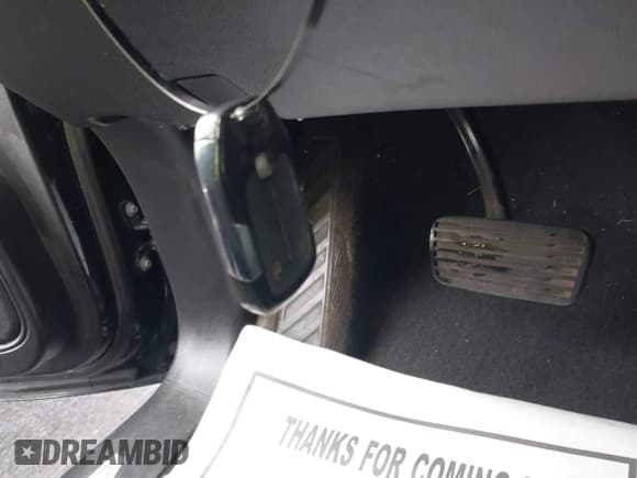 ✅ 2019 Chevrolet Silverado 1500 LT • VIN: 3GCPYDEK7KG138139 • Lot: 43720288. Wystawiony na IAAI z przebiegiem 97 800 mil. Bezpłatny archiwum sprzedaży aukcyjnych z USA i szczegółowy raport historii pojazdu na DreamBid. Zdjęcie 11.