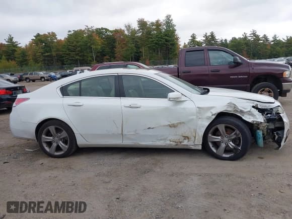 ✅ 2013 Acura TL Advance • VIN: 19UUA8F78DA003103 • Lot: 43278677. Wystawiony na IAAI z przebiegiem 174 490 mil. Bezpłatny archiwum sprzedaży aukcyjnych z USA i szczegółowy raport historii pojazdu na DreamBid. Zdjęcie 14.