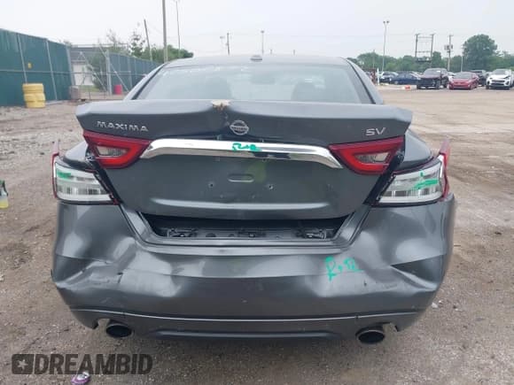 ✅ 2018 Nissan Maxima SL • VIN: 1N4AA6AP7JC388821 • Лот: 42502872. Опубликован ранее на IAAI с пробегом 139 000 миль. Бесплатный доступ к архиву аукционных продаж из США и подробный отчёт об истории автомобиля на DreamBid. Изображение 16.