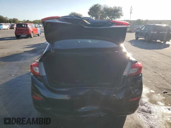 ✅ 2016 Chevrolet Cruze LS • VIN: 1G1BB5SM8G7300282 • Lot: 91427935. Listed on Copart with 62,524 mi. Free auction sales archive from the USA and detailed vehicle history report at DreamBid. Image 6.